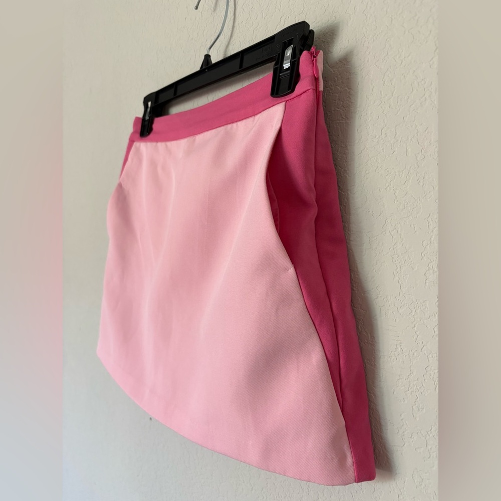 English Factory Pink ColorBlock High Rise Skort - Picture 2 of 11